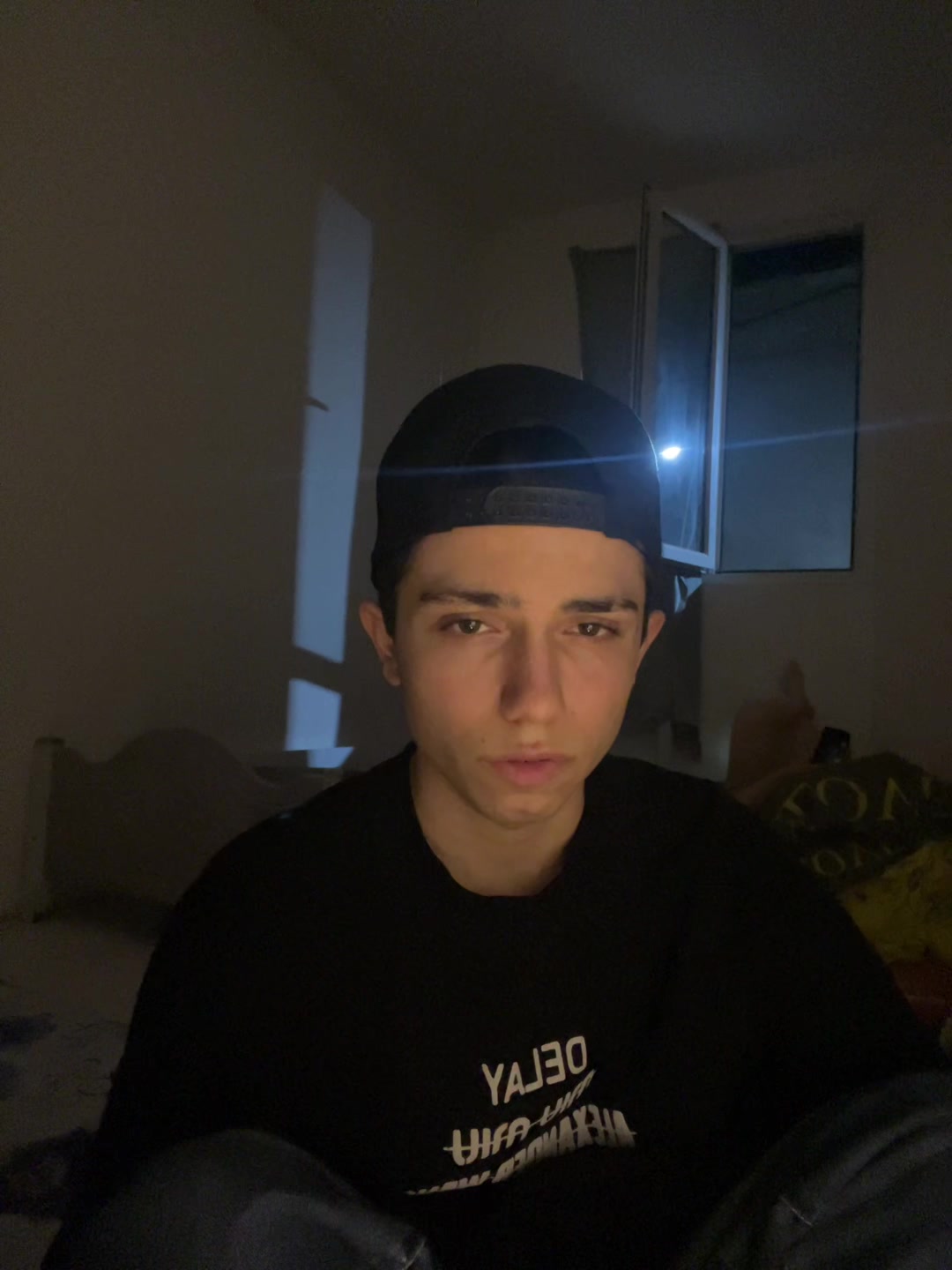 @𝘁𝗵𝗲𝗺𝗮𝗵𝗱𝗶