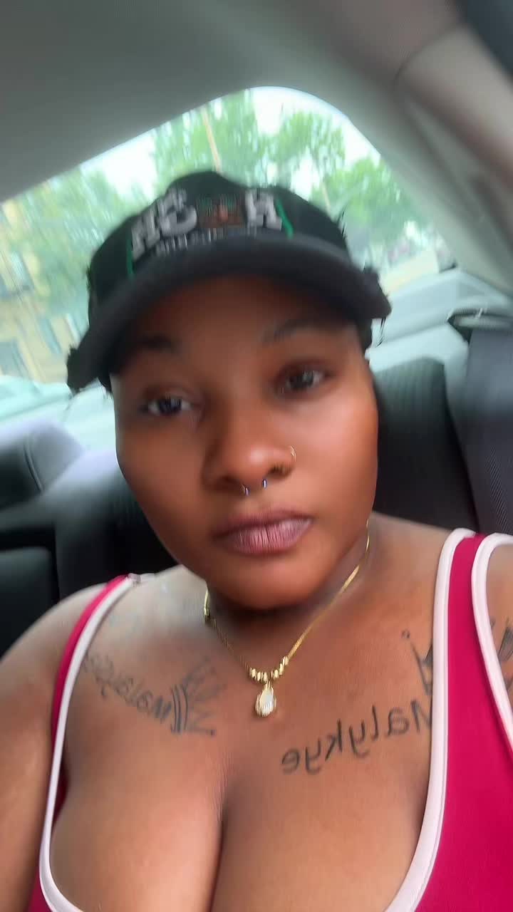 @Ammi_giving _dem headache 🤣🥇