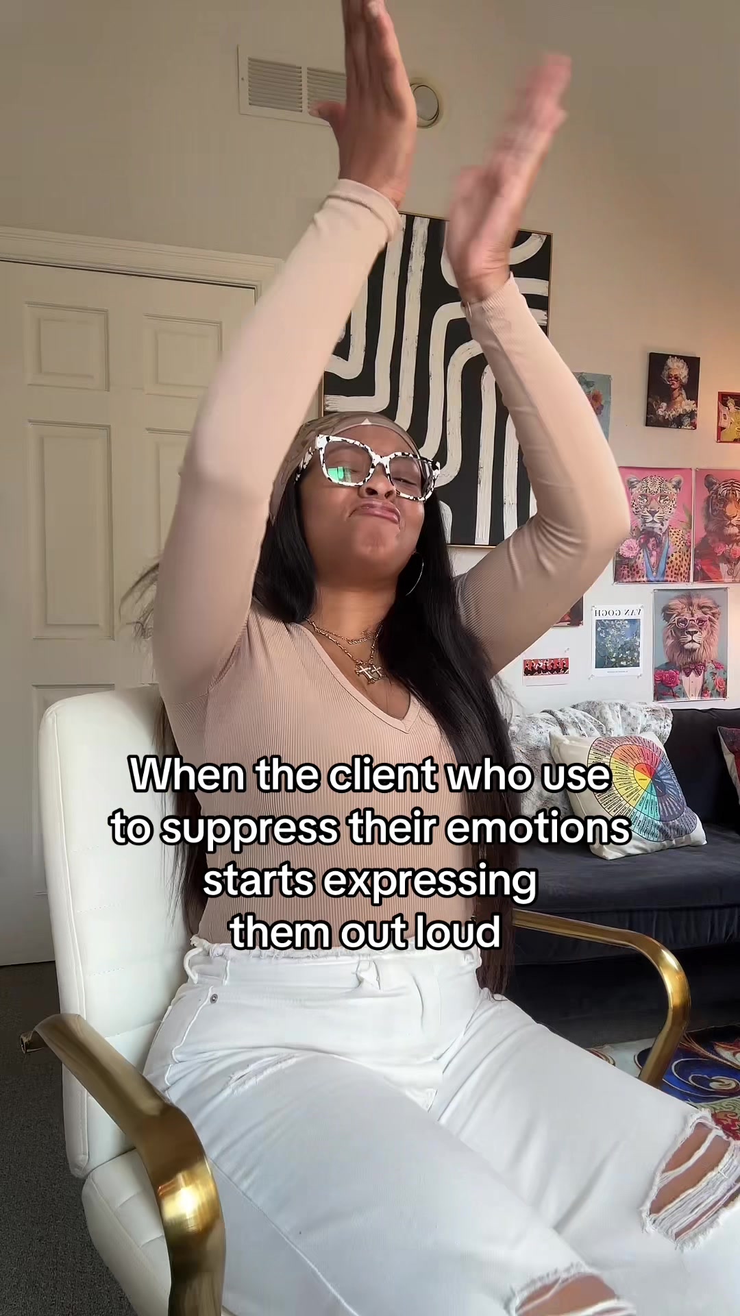 @Ash | Homegirl Therapist 🌈🤍