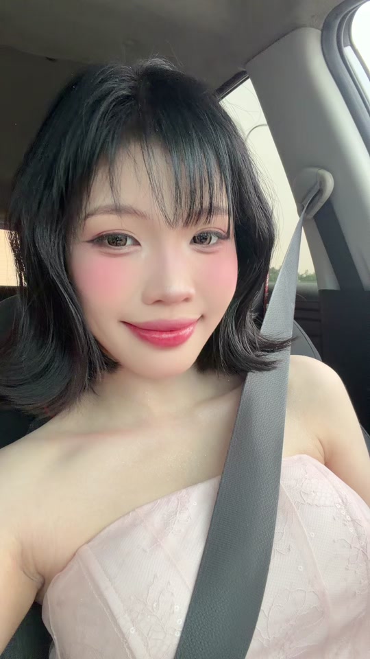 @Út Mon 🐰