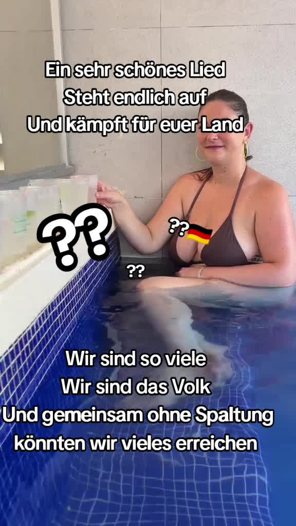 @German Bombshell 🇩🇪