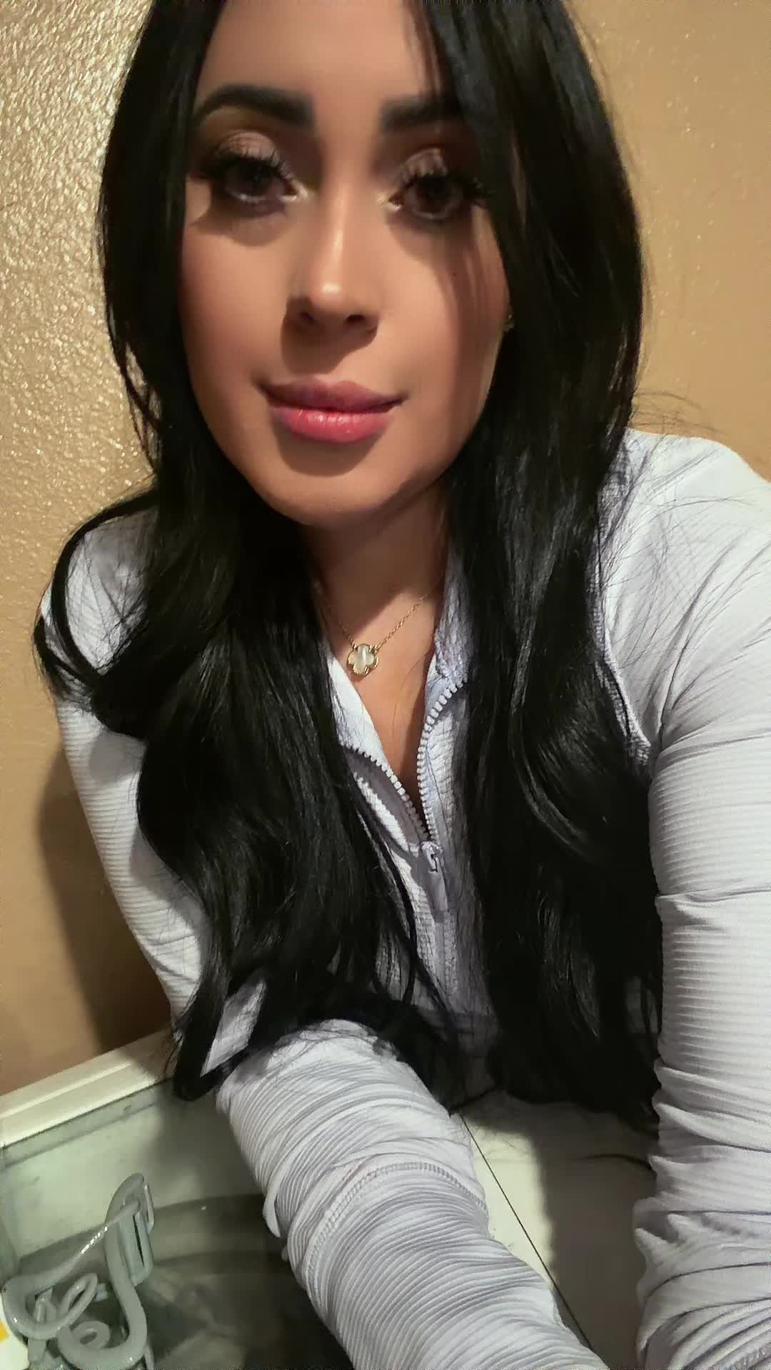 @Stephanie Lozano