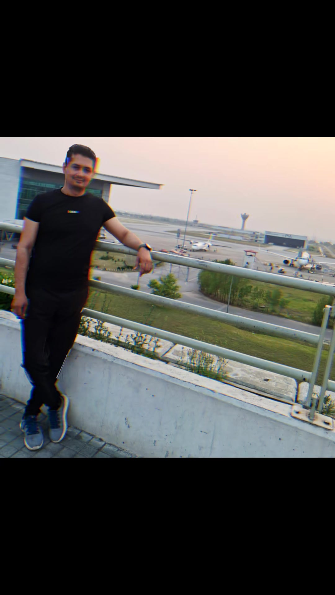 @"(AKS)" 🥊👑🥊