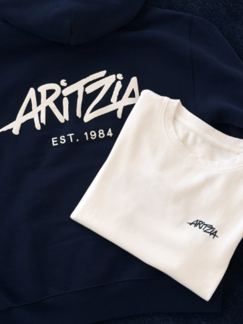 @Aritzia