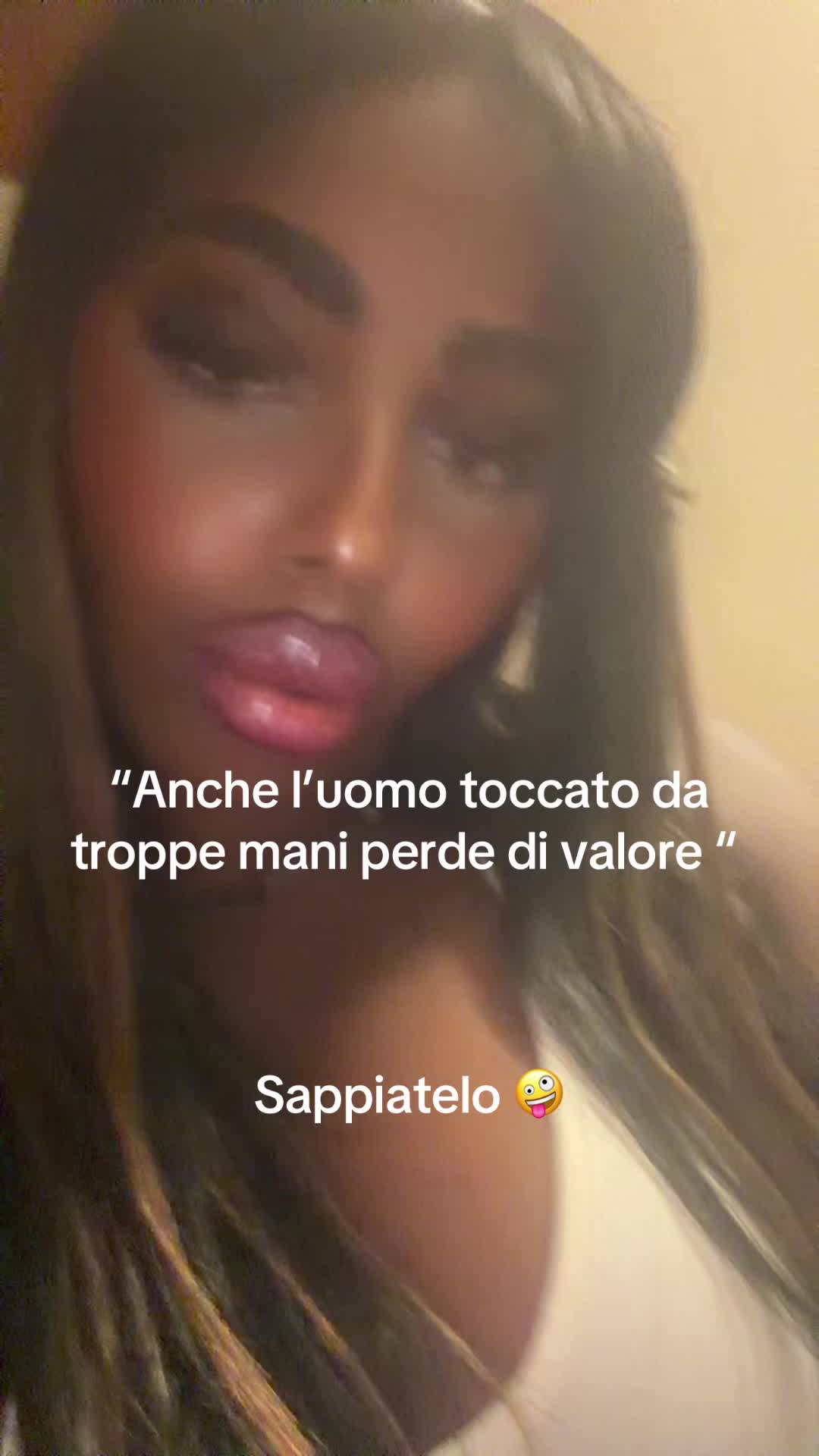 @Venere🌜🖤