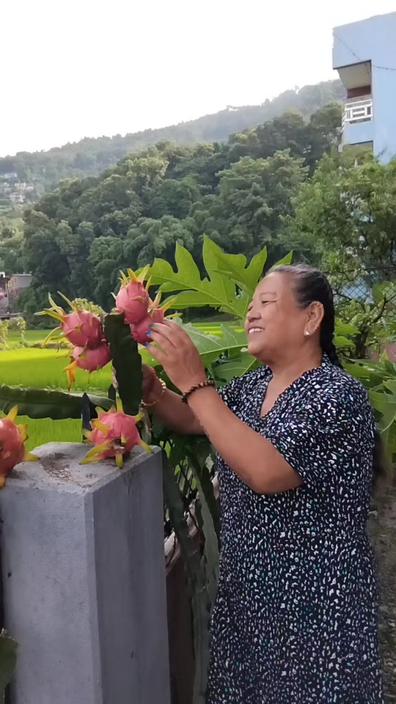 @meera gurung