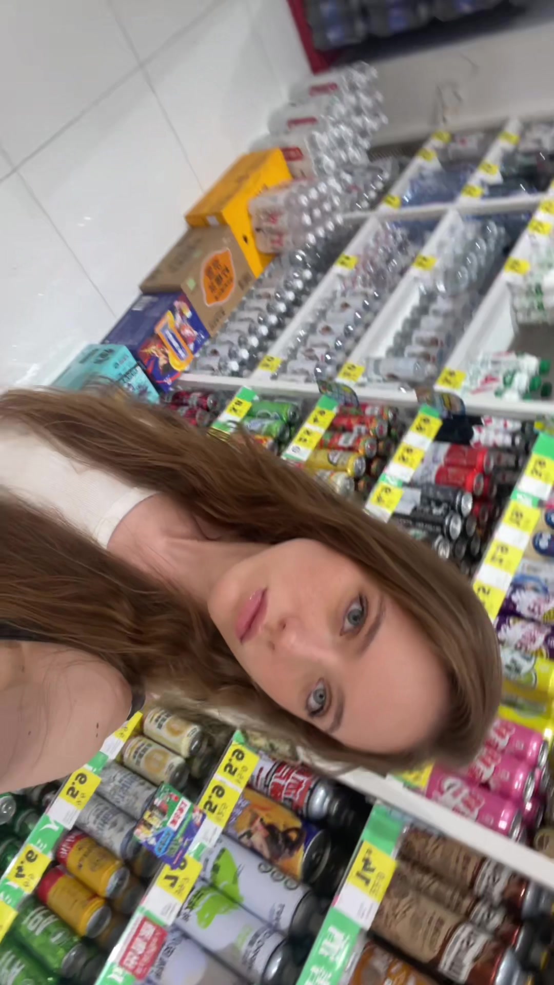 @ℳ𝒶𝓇𝒾𝒶_ℬ𝓊𝓏𝓏