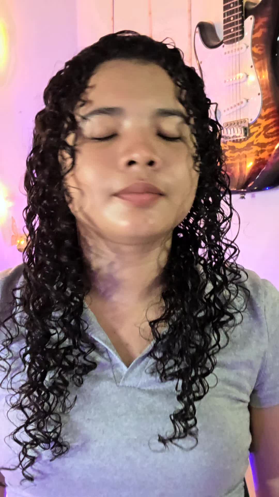 @Yesmi Esther Moreno👑🎙️