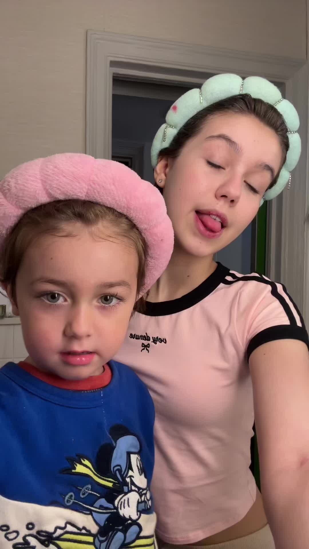 @Julesss