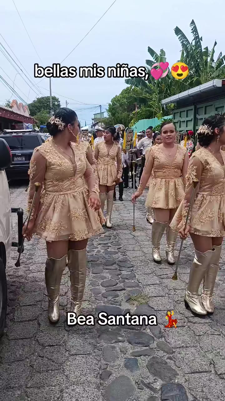 @Bea❤️👑 santana💃🔥