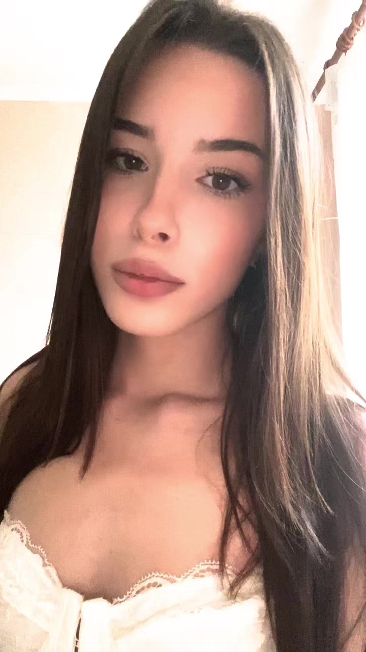 @𝓟𝓸𝓵𝓲𝓷𝓪