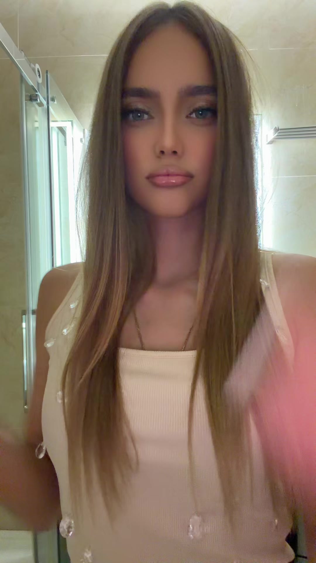 @miss.izraya