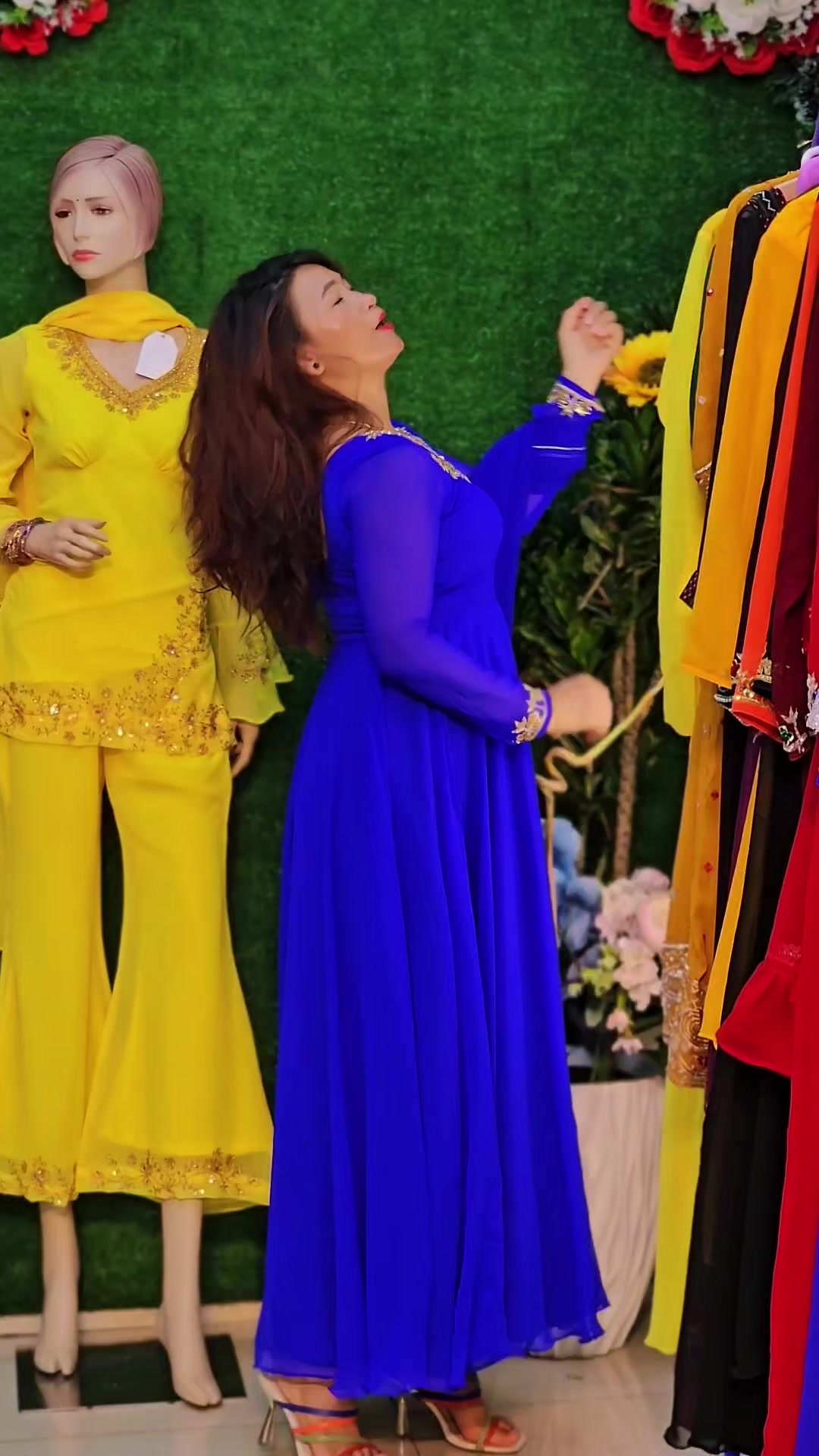 @Rekha Fashion