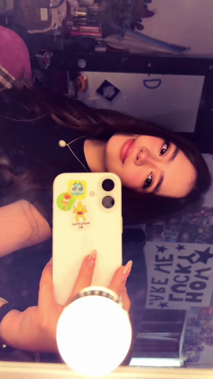 @camila