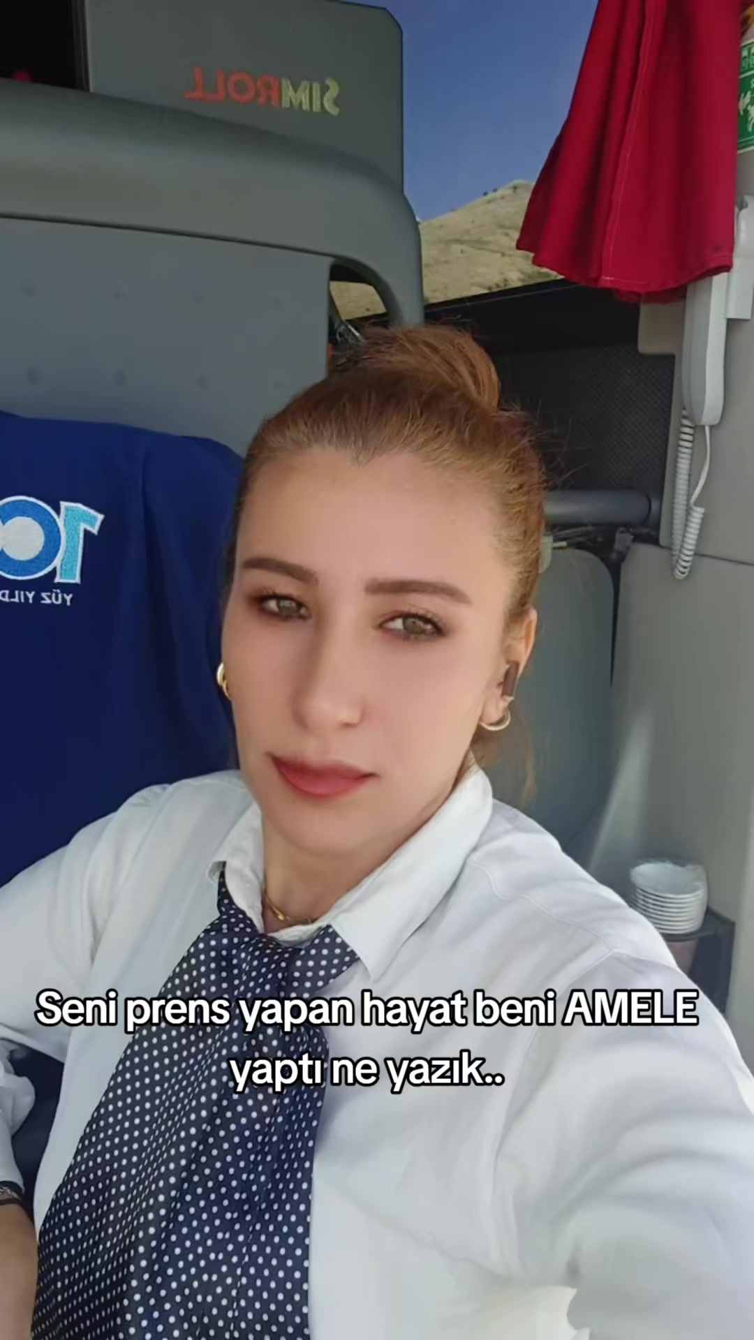@emelııı