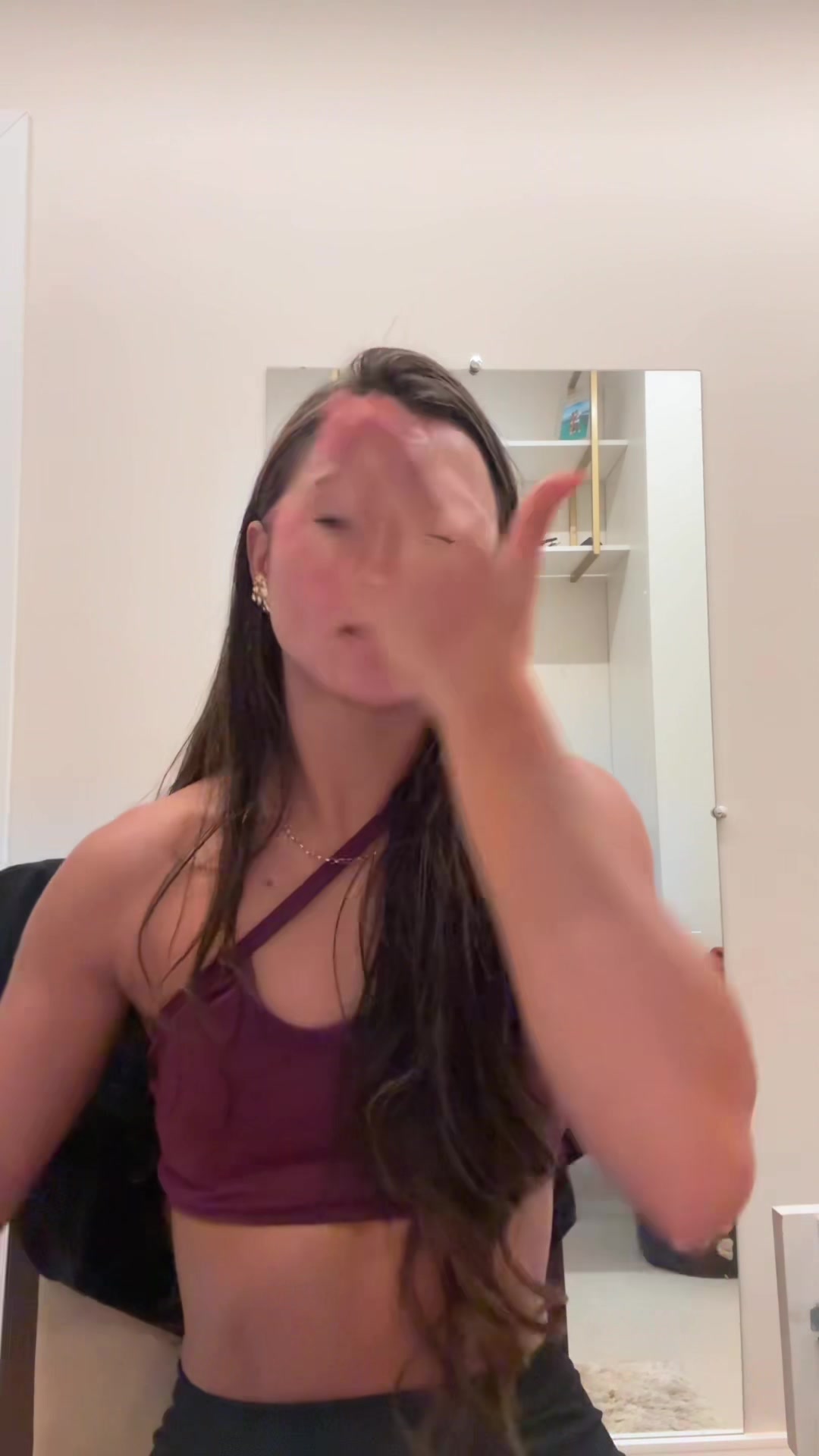 @mily_vargasofc