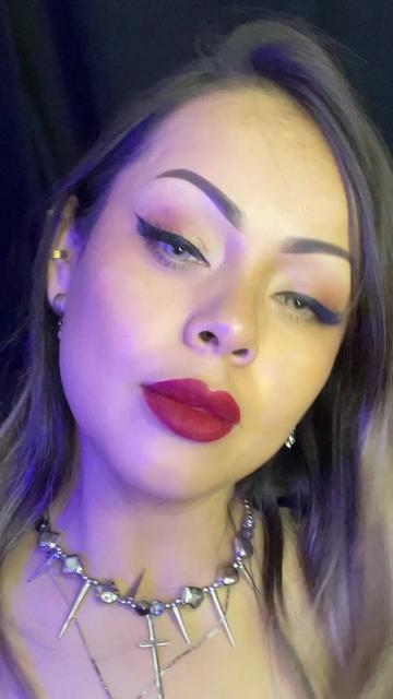 @Makeup by Alexa Eme💋