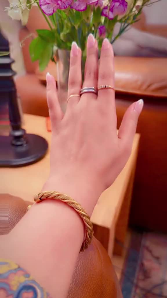 @👑~𝐌𝐈𝐒𝐒 𝐊𝐇𝐀𝐍~👑