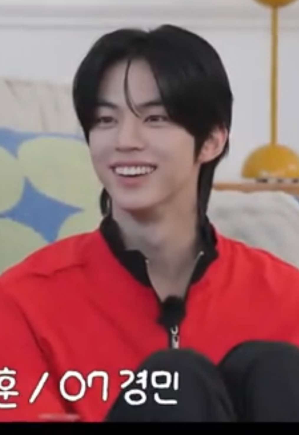@i ᥫ᭡ hanjin 🐰˚. ⁴²