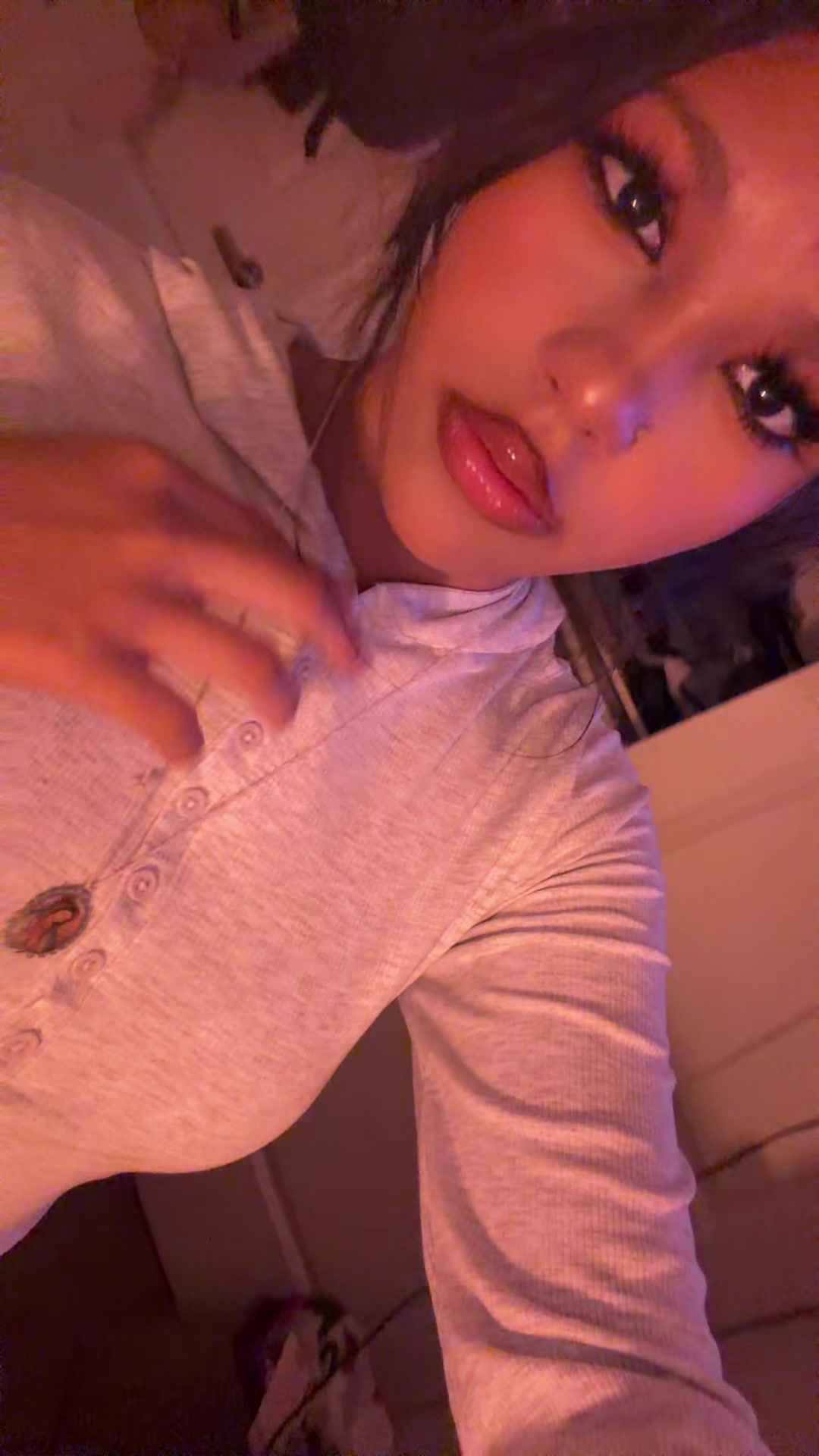 @applehead931