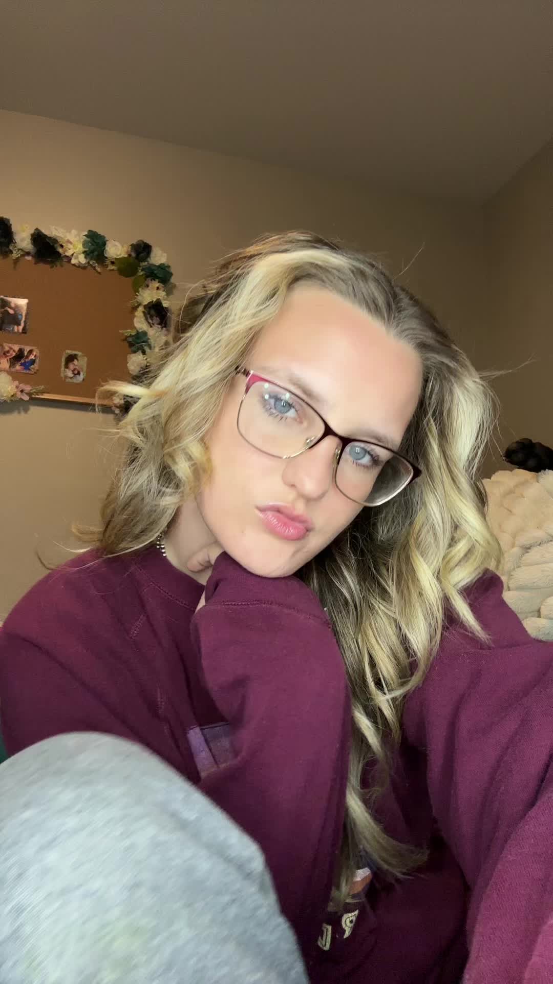 @Shayna_Eve