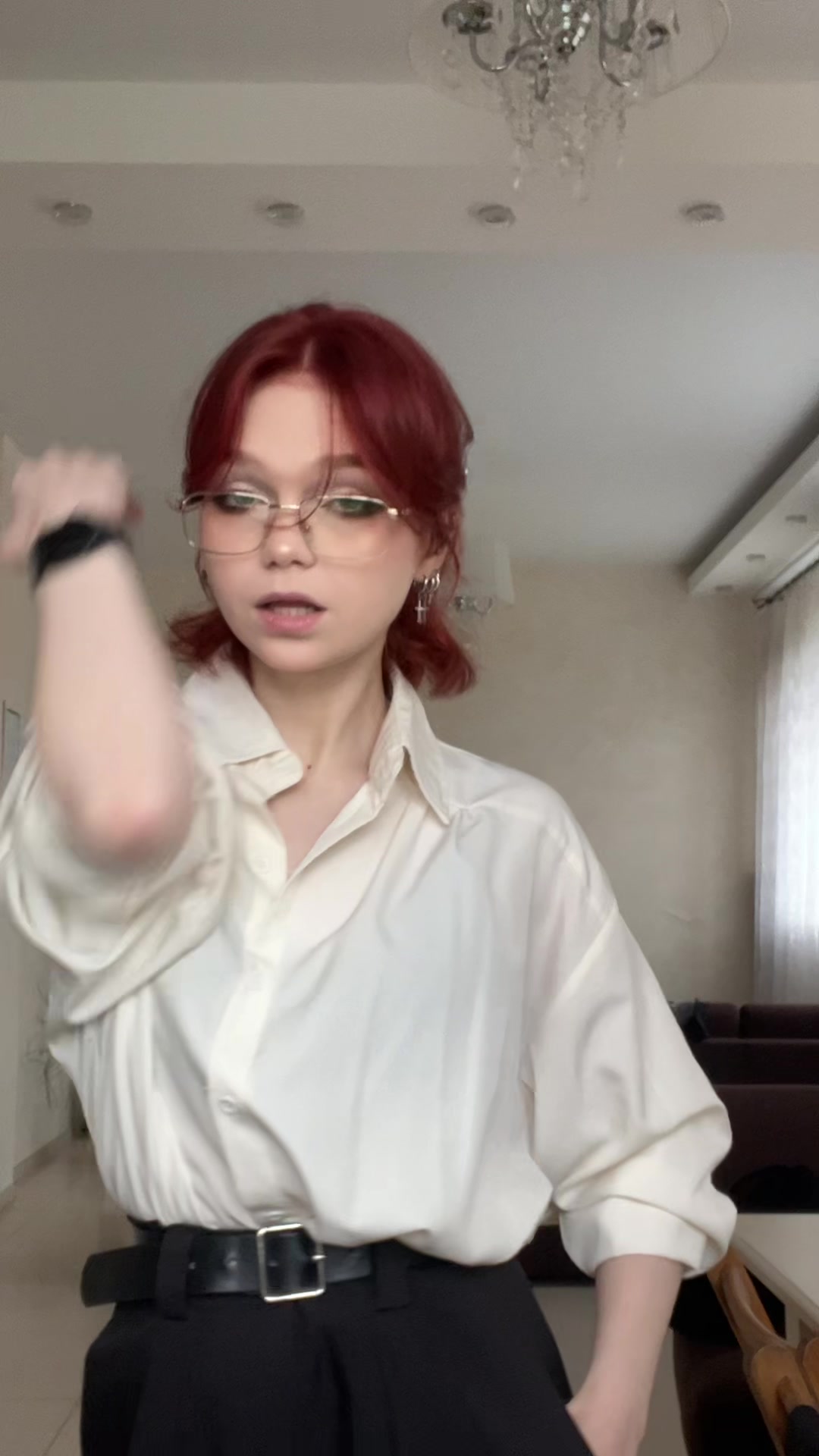 @Эшик