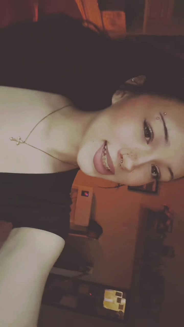 @‧₊˚✧𝓡𝓪𝓷𝓭𝔂-𝓵𝔂𝓷𝓷✧˚₊‧