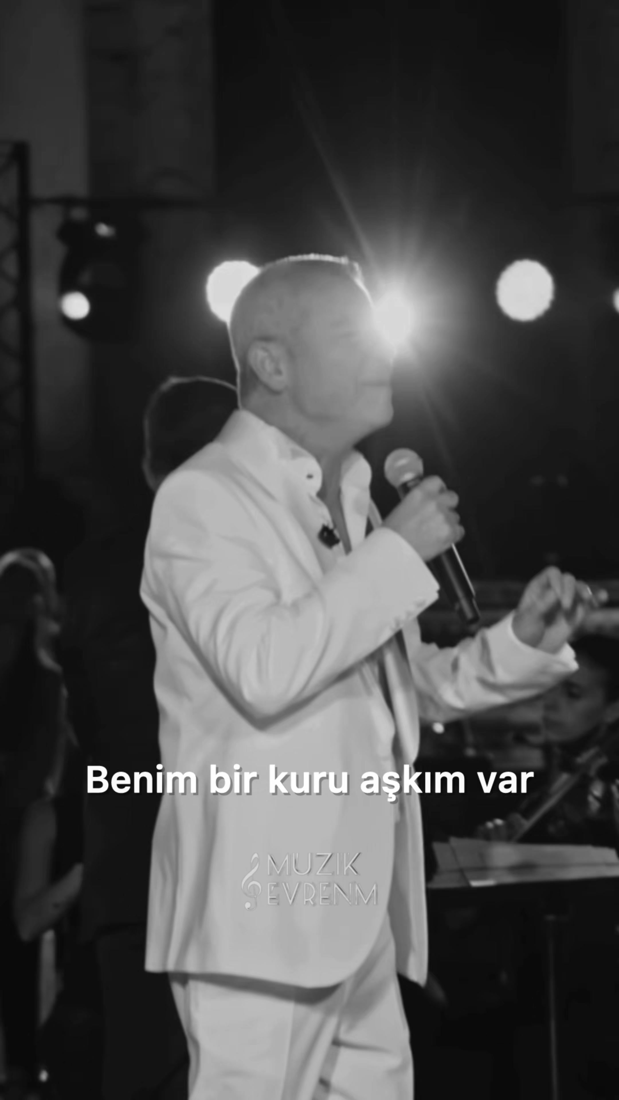 @M&uuml;zik Evrenim