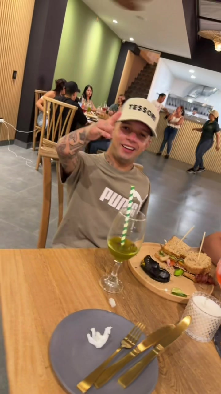@chichayelpollo