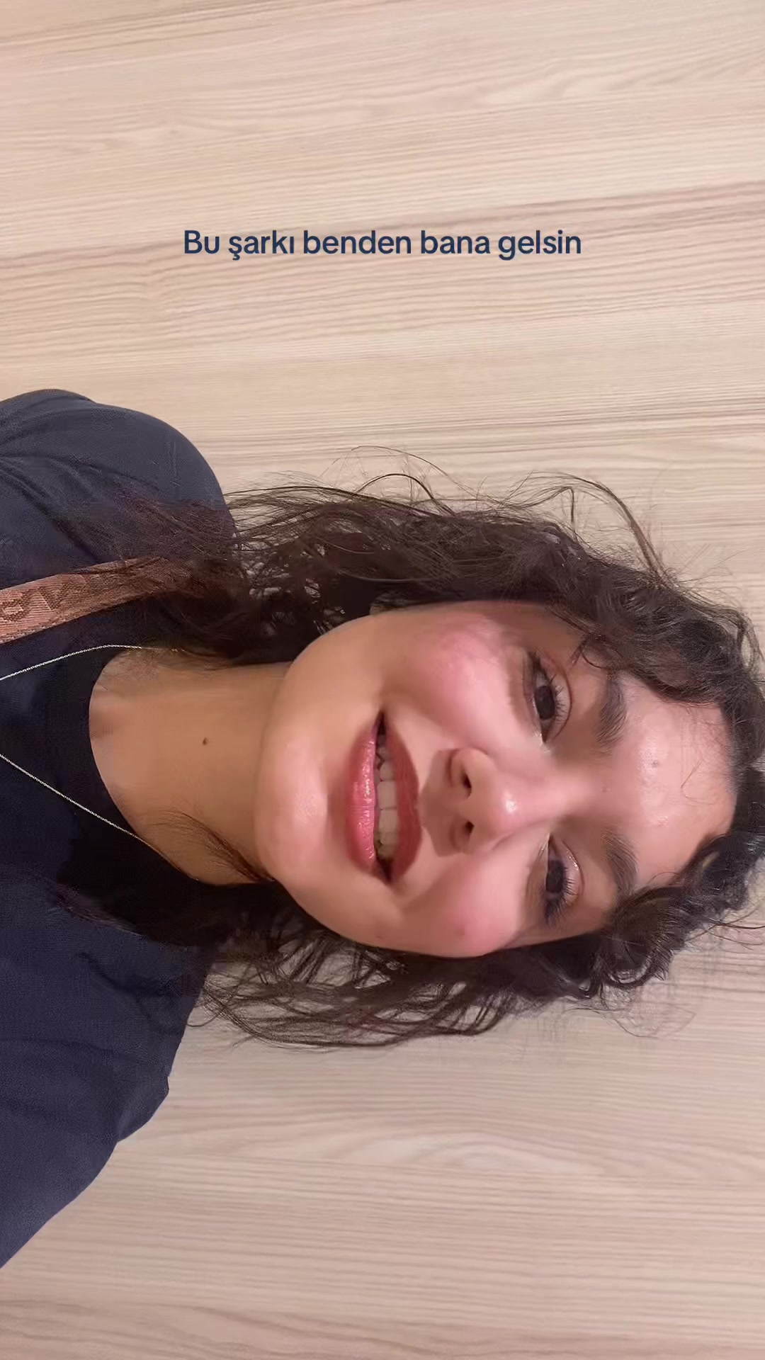 @Adoş🪩🍒
