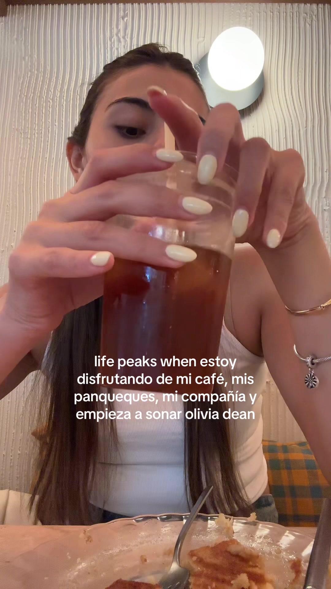 @adrianaleivaac