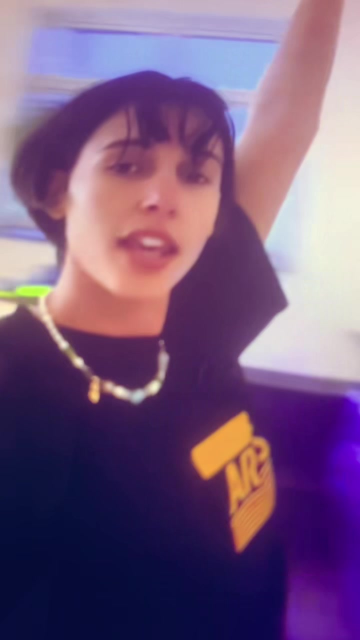 @Celebs.N.random