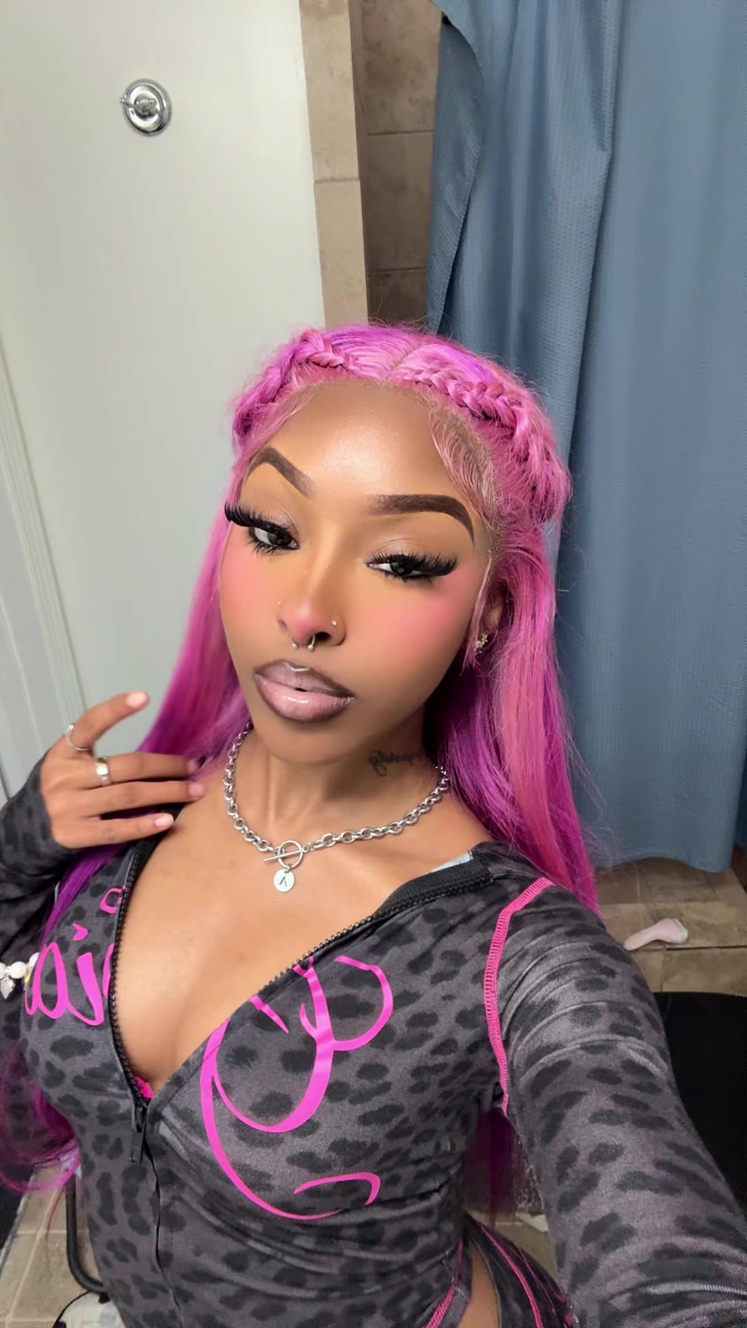 @aniyahmenzell