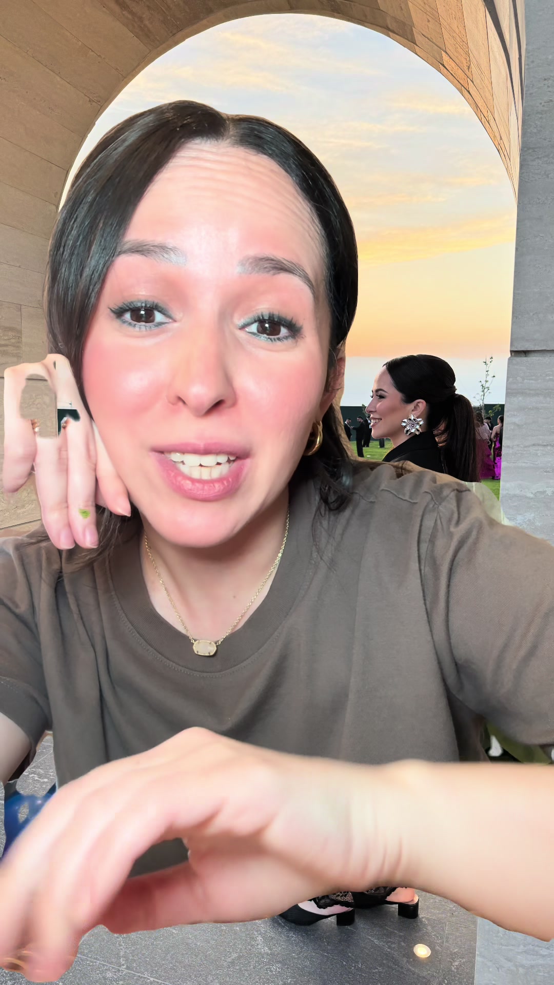 @Julieta De La Garza