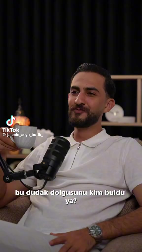 @Ebru Gen&ccedil;