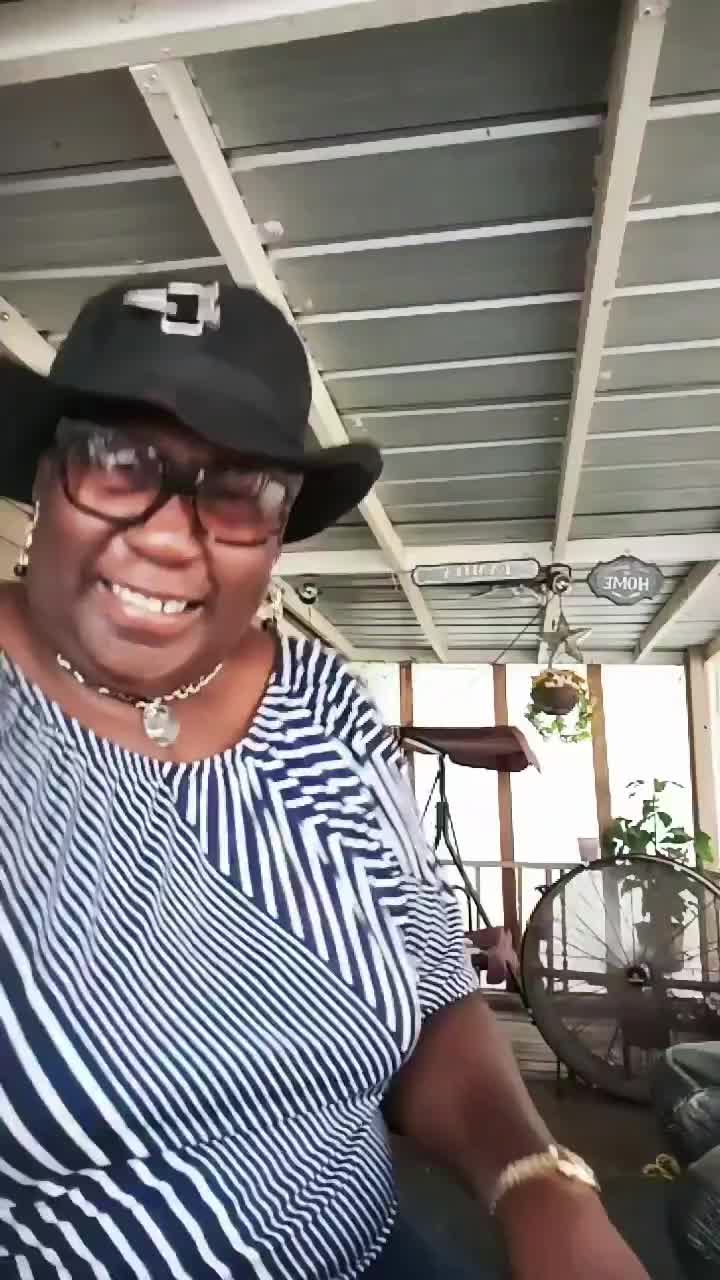 @auntee_carol4life