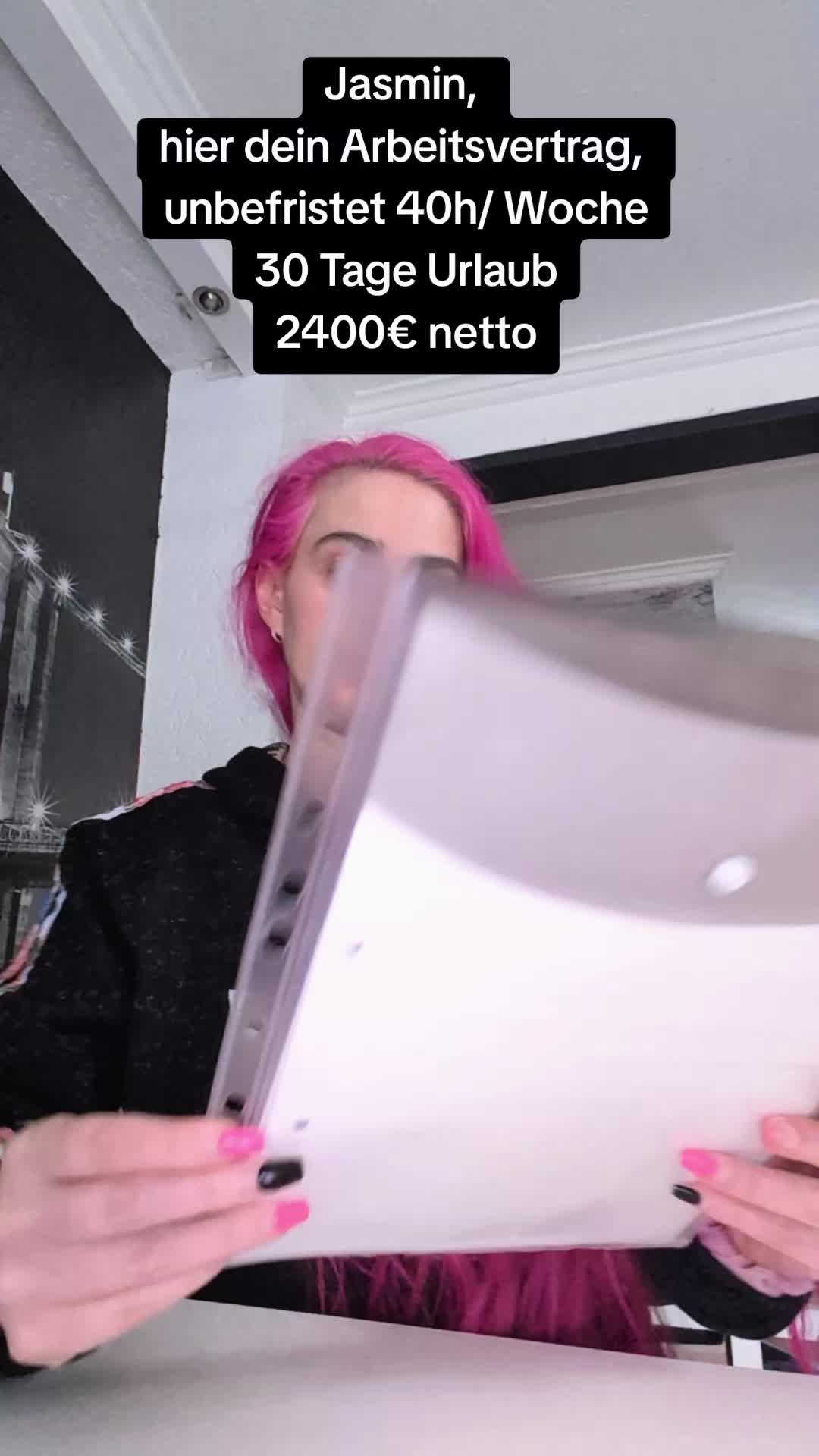 @Jasmin Waitzl
