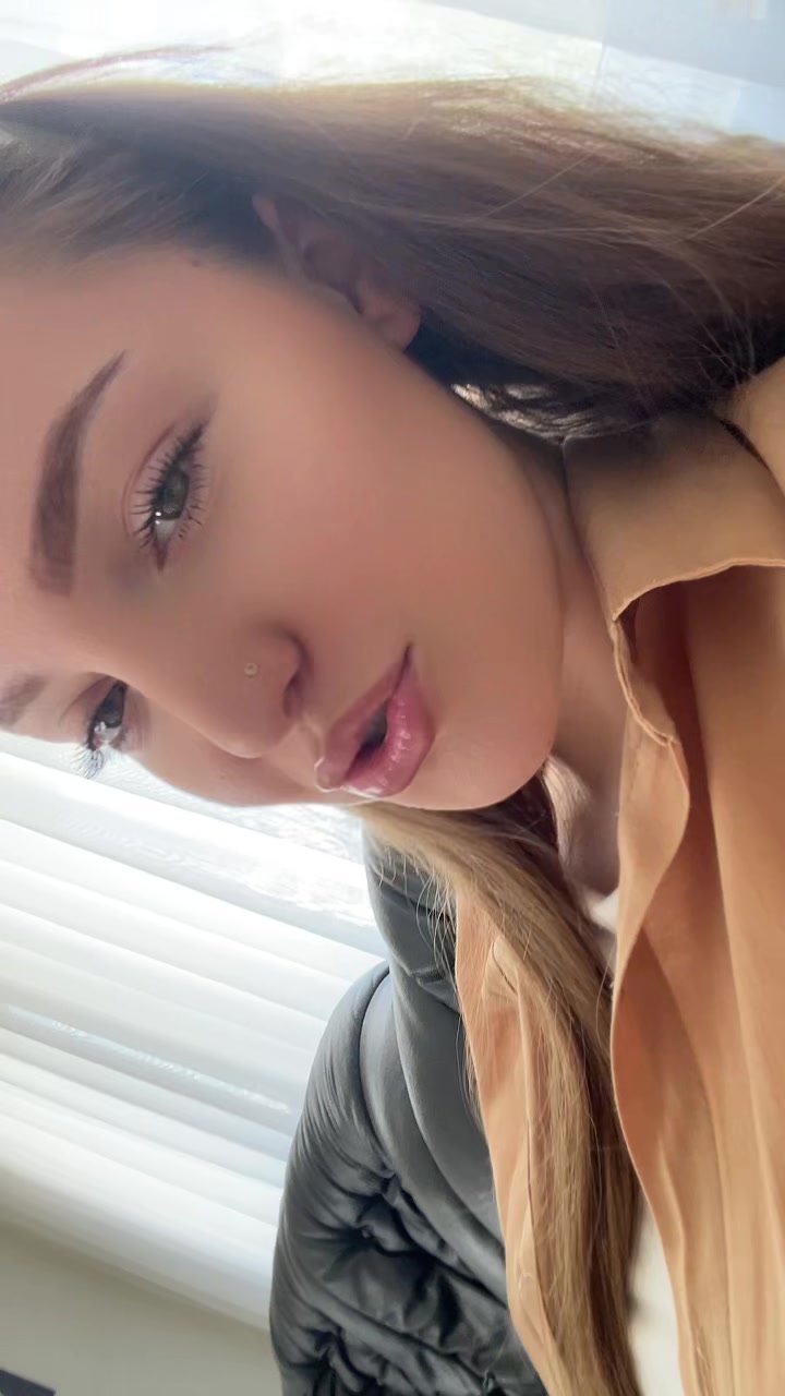 @🖤
