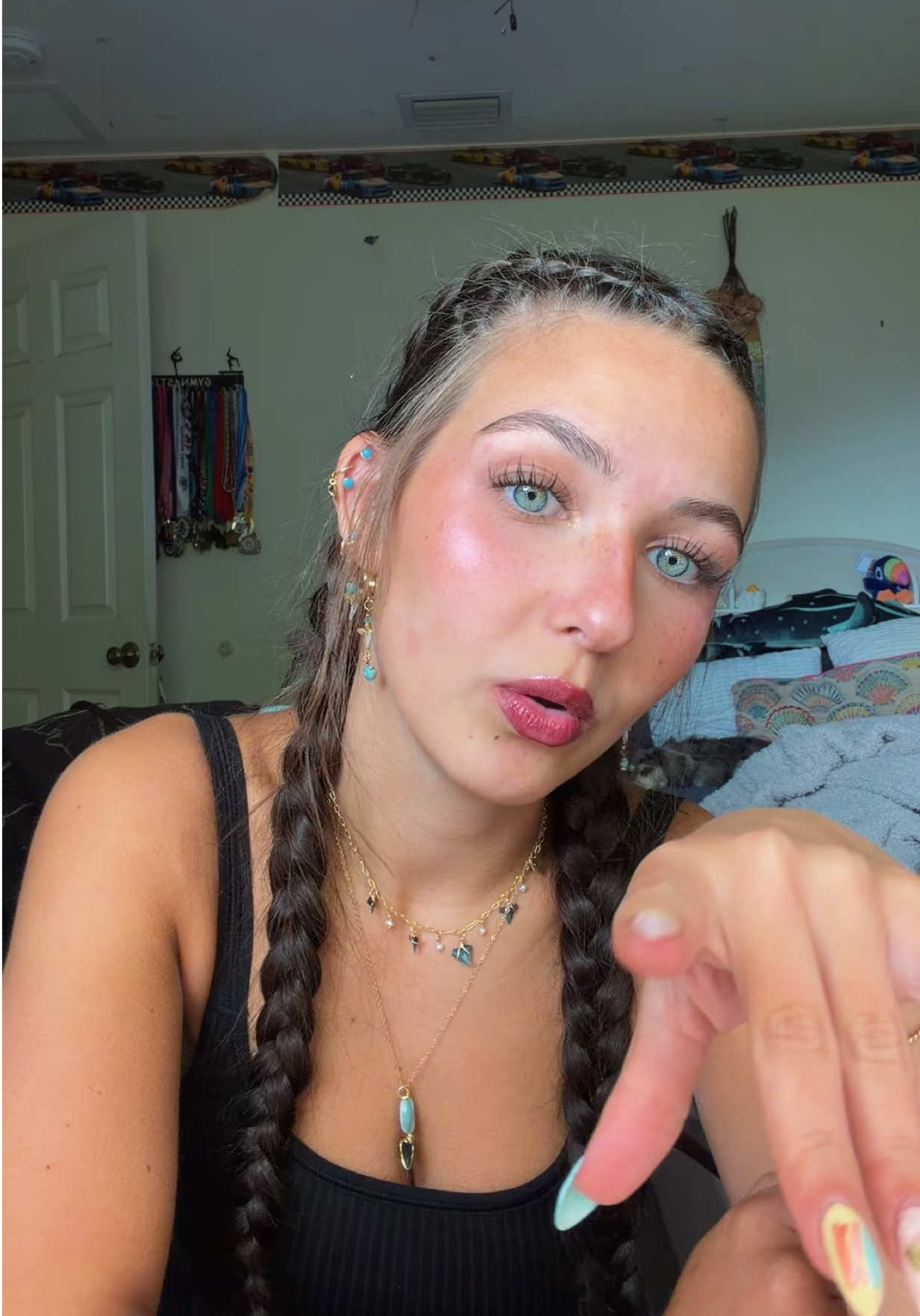 @ari🌅🌞🐚🦈