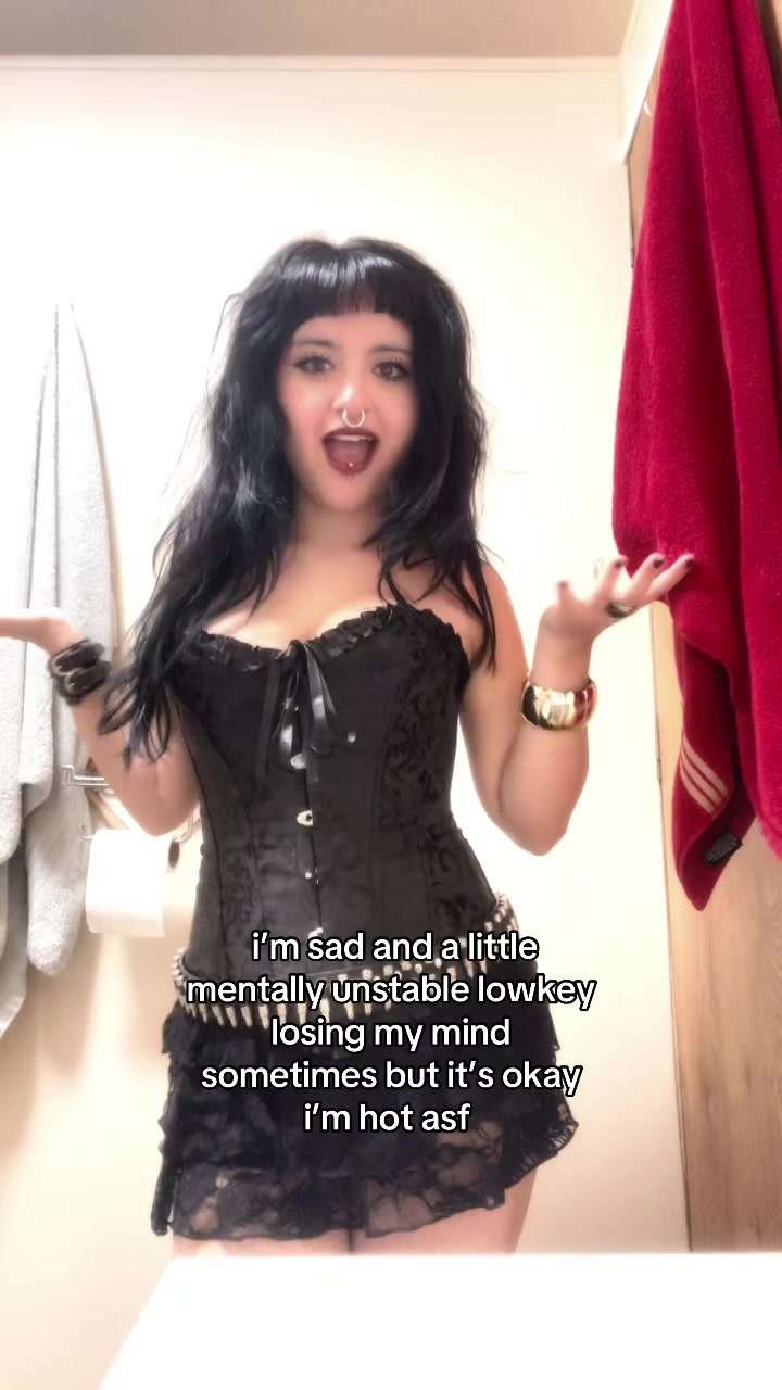 @sofia✧.*