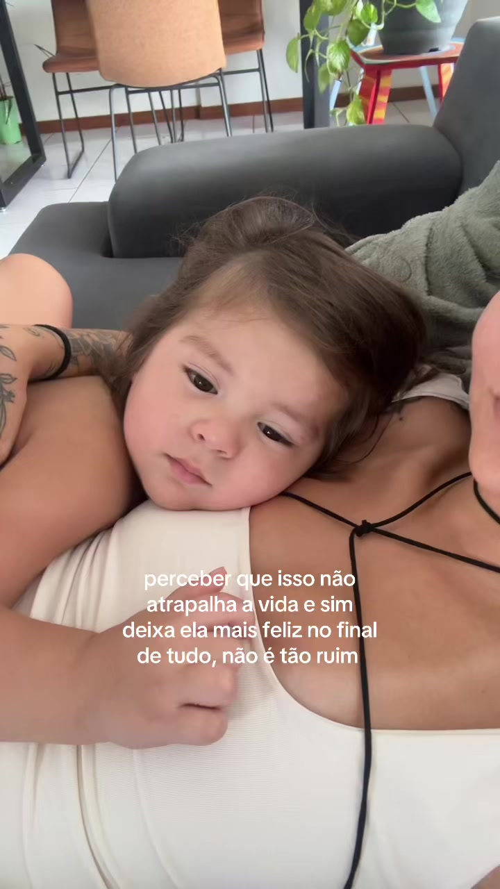 @Larissaheller_