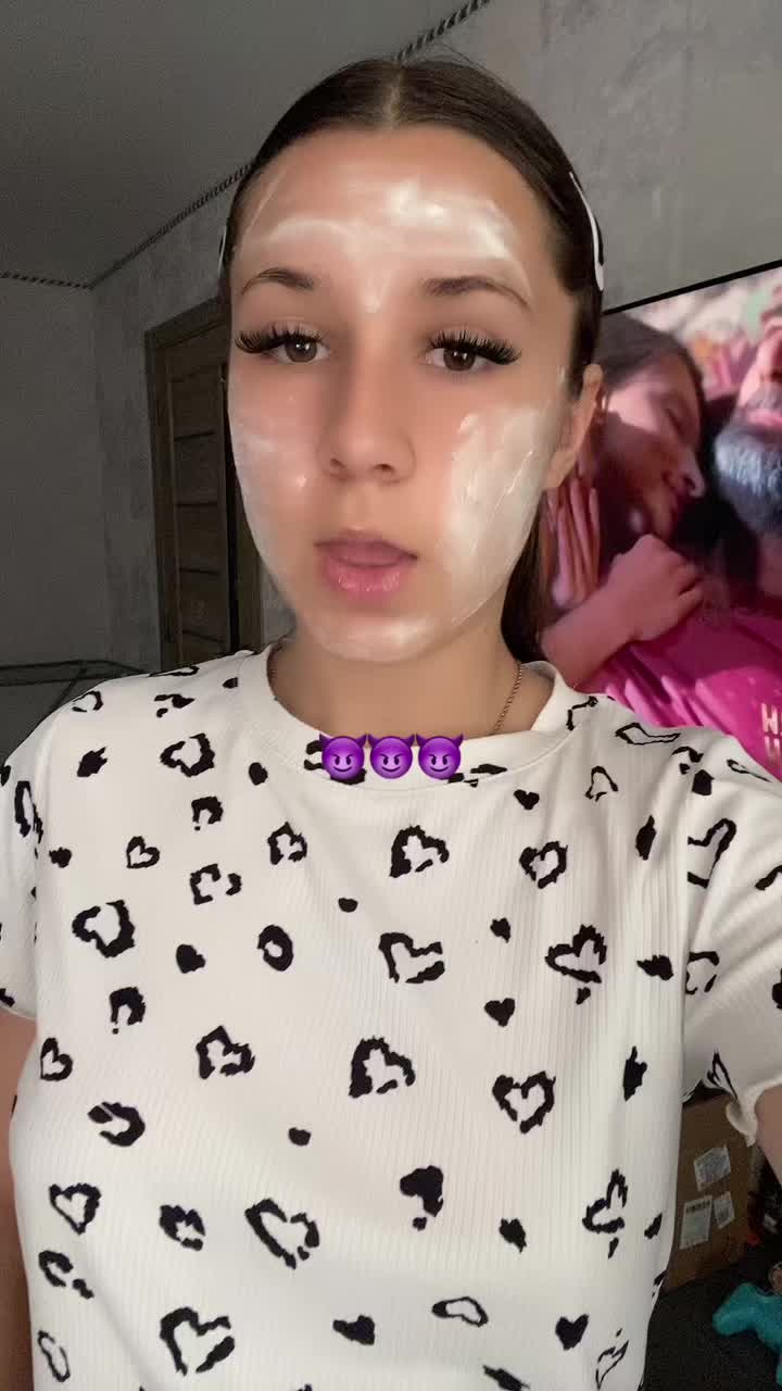 @#akimova