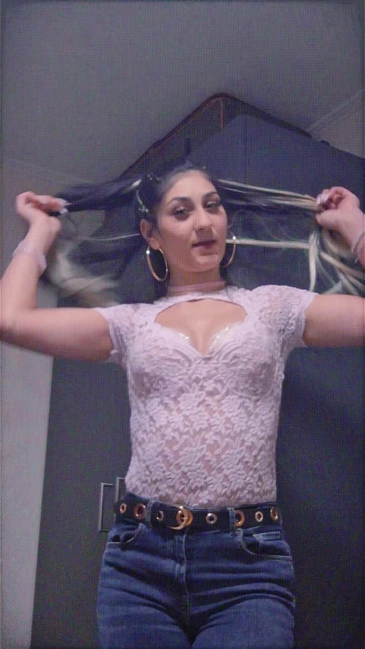 @Denisa dominik