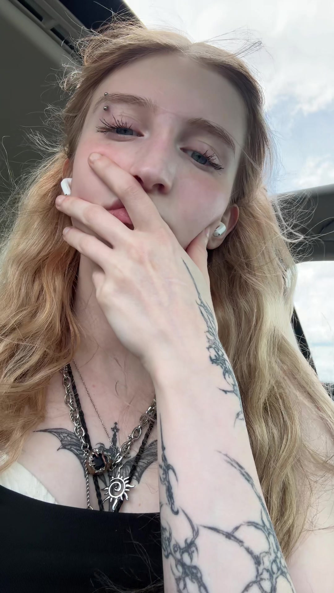 @jade