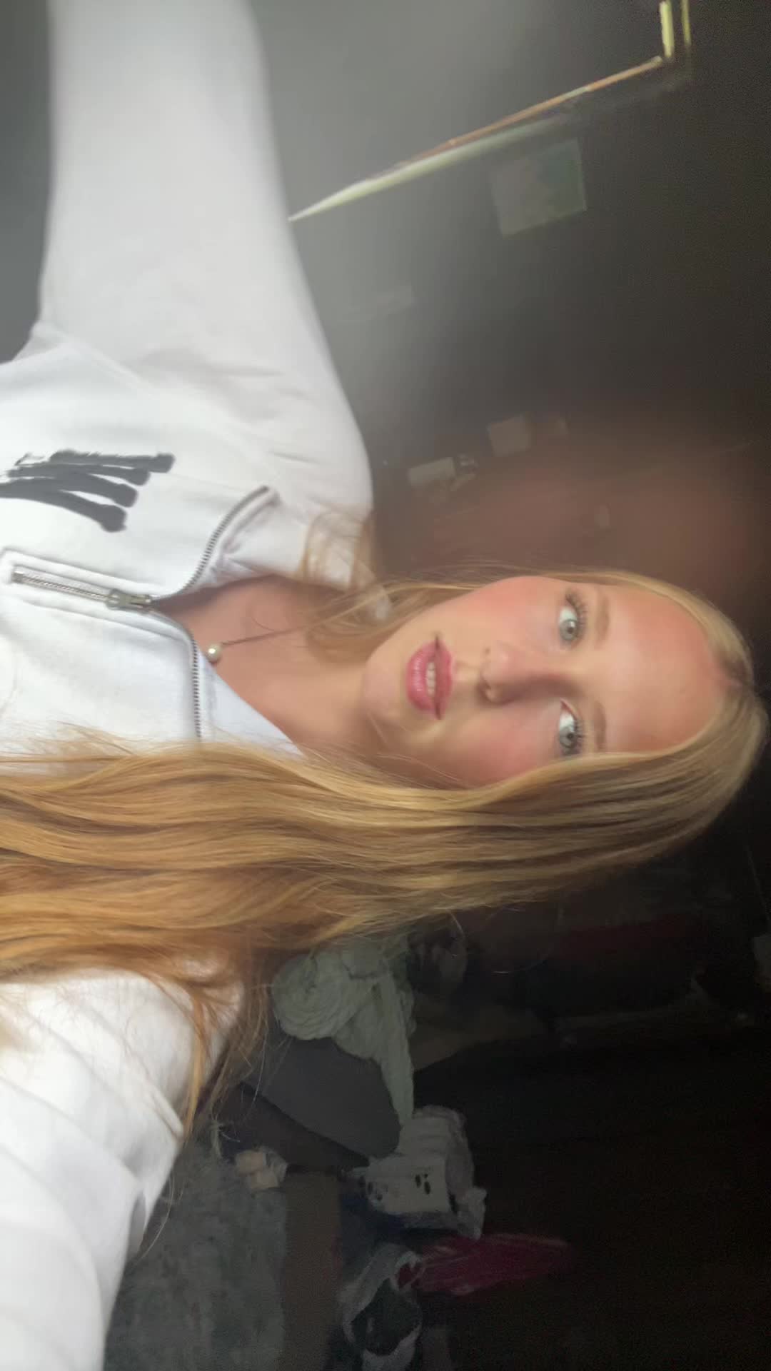 @emelia.h