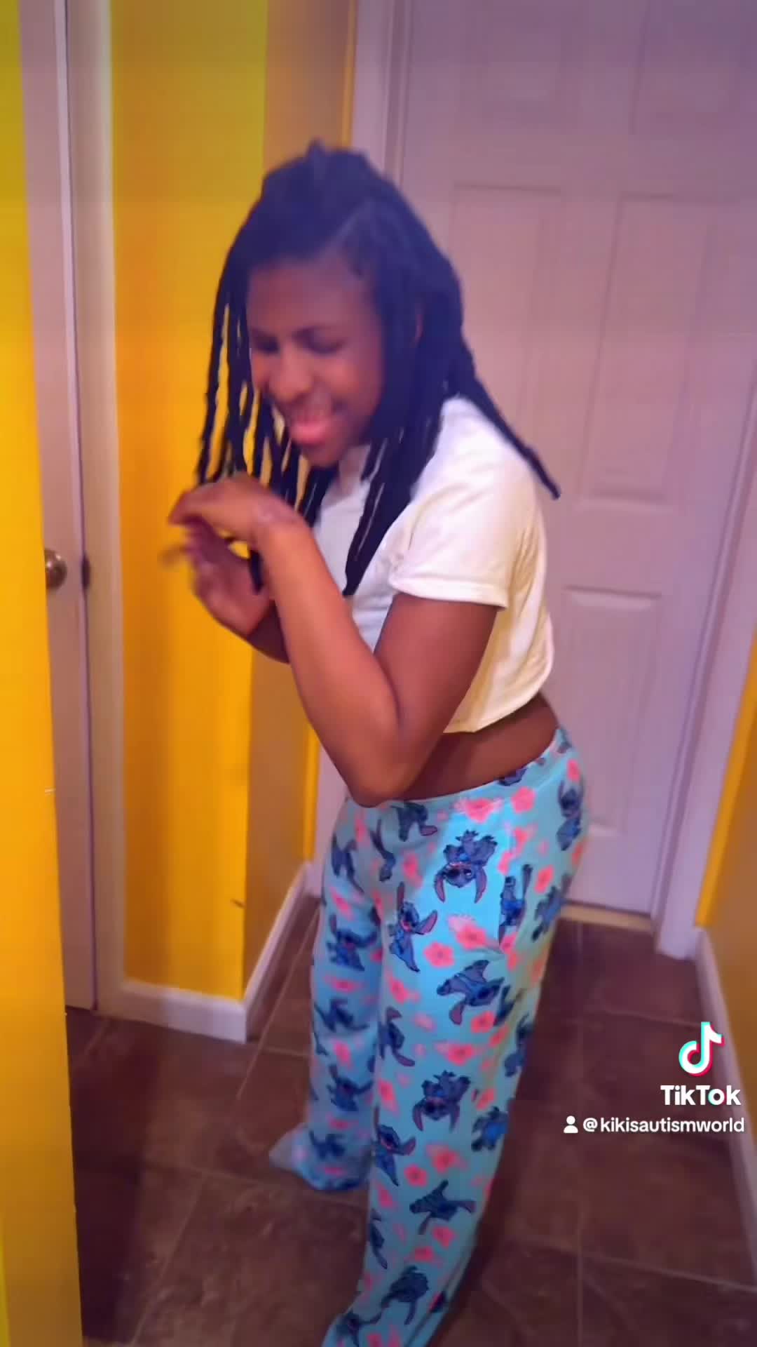 @kikisautismworld