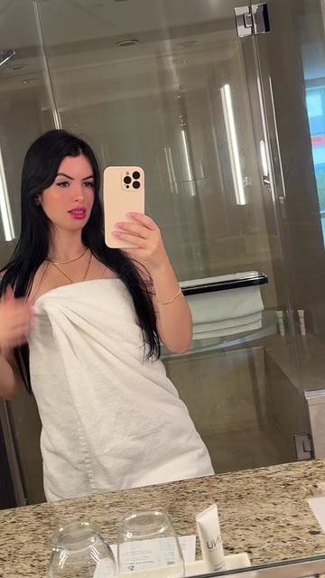 @Laritza25_oficial