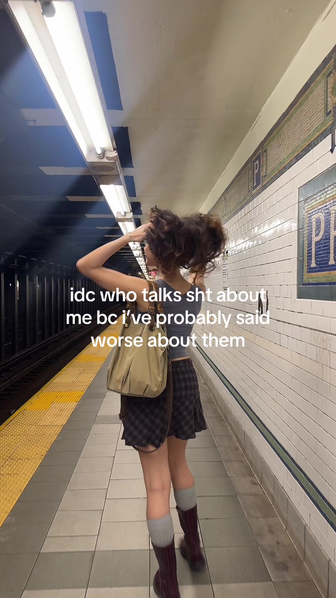 @demi
