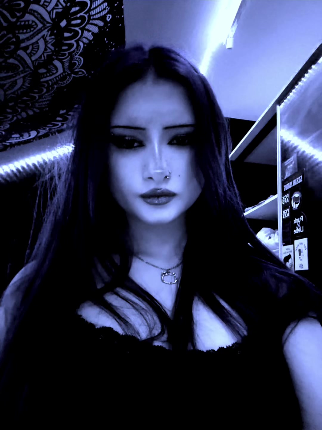 @๐ท๐๐๐๐