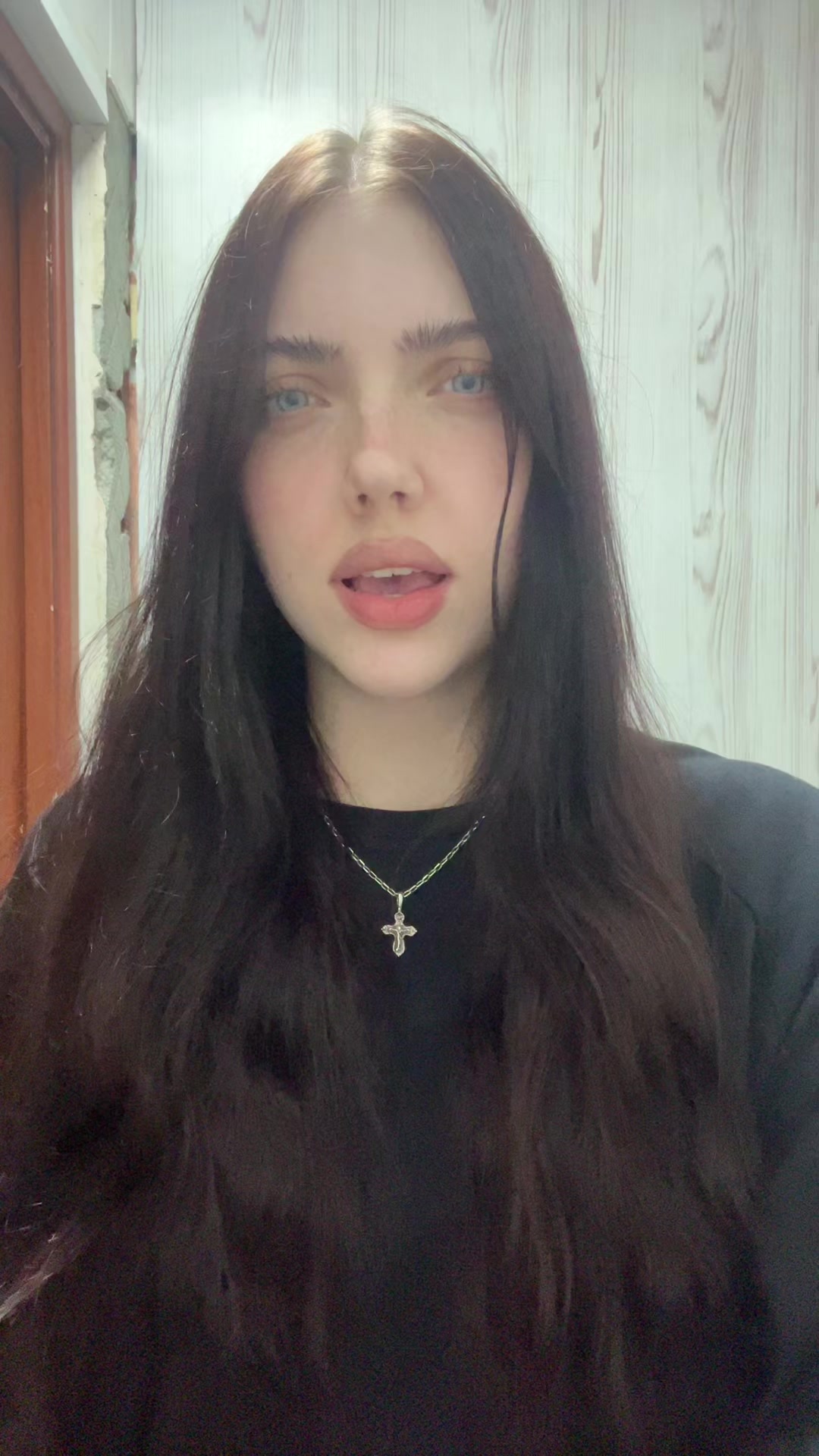 @𝒗𝒆𝒓𝒂